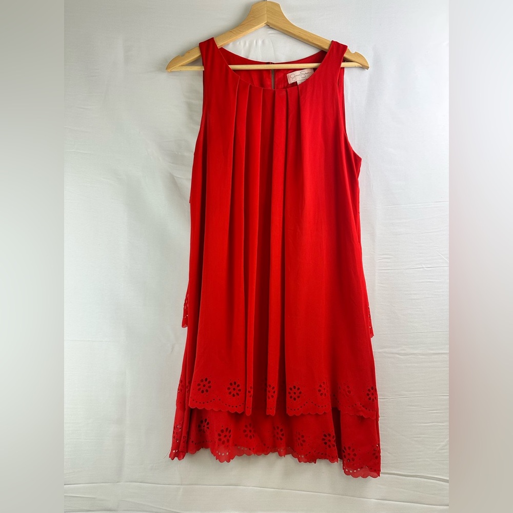 ❤️ Vibrant Red Tiered Shift Dress - Keyhole Back & Cutout Layers ❤️